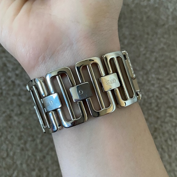 RARE ✨ GUESS Y2K Glam Watch Bracelet - Picture 8 of 12